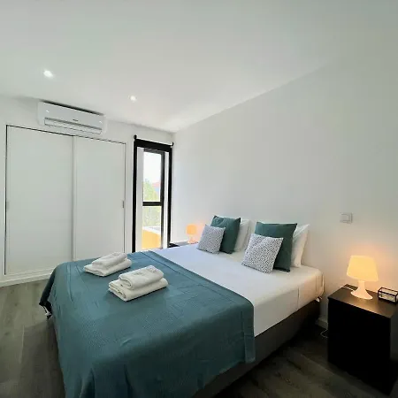 2 By Homing Apartment